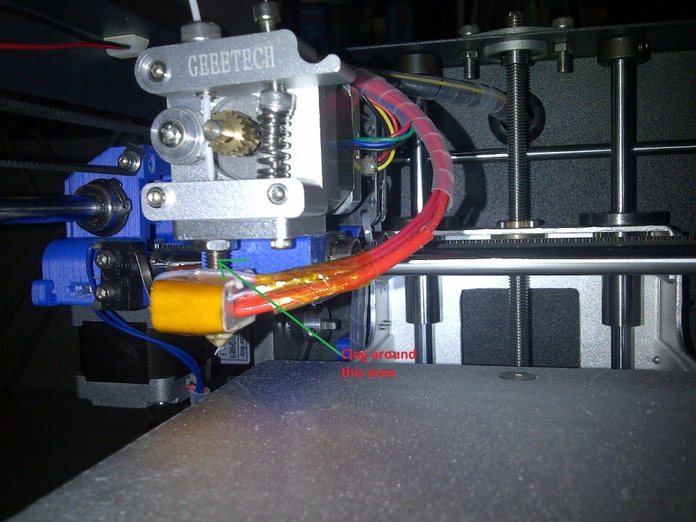 clog at extruder.jpg